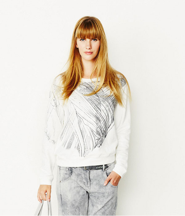 T-Shirt with Print - Image 4